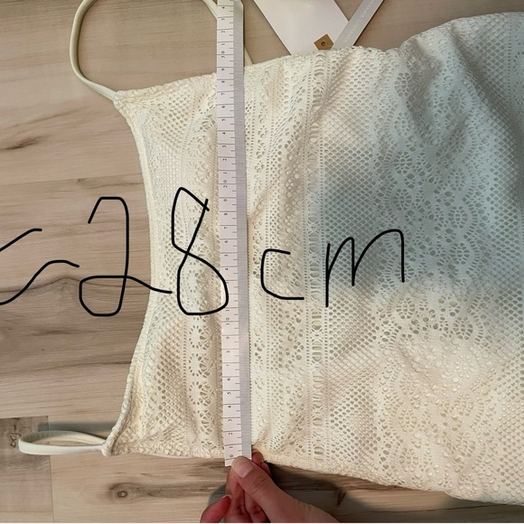 New Roxy Lace Swimsuit - Picture 7 of 9